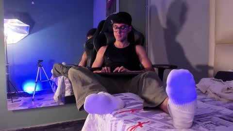 Etham online show from 09/20/25, 05:03