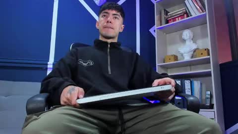 Etham online show from 09/22/25, 12:29