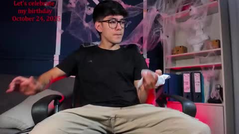 Etham online show from 10/16/25, 11:11