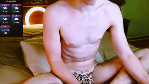 Snapshot of ethan7inches chatting on 12/15/24, 11:31 Ethan online show from 12/15/24, 11:31