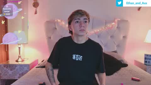 Snapshot of ethan_and_ava chatting on 09/21/25, 12:40 ethan and ava online show from 09/21/25, 12:40