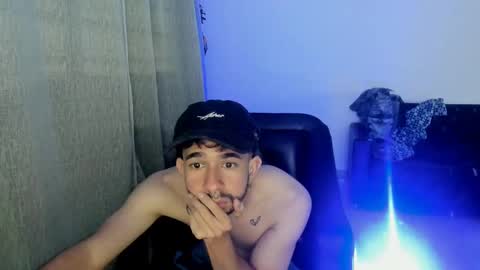 ethan_col online show from 09/08/25, 05:34
