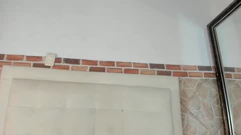 Snapshot of ethan_helmut chatting on 12/21/24, 07:24 ethan helmut online show from 12/21/24, 07:24