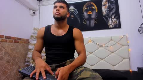 Snapshot of ethan_helmut chatting on 01/13/25, 11:08 ethan helmut online show from 01/13/25, 11:08