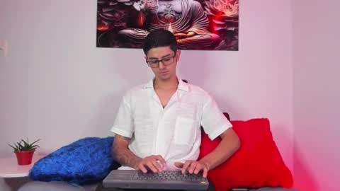 ETHAN SAI online show from 02/14/25, 06:40