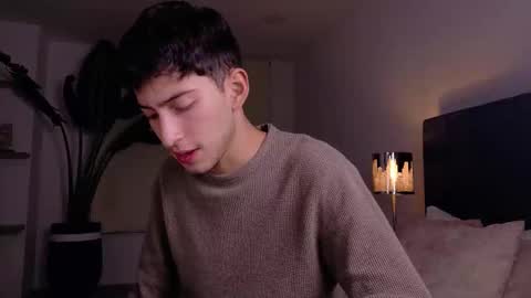 Snapshot of ethan_skiny_ chatting on 09/26/25, 05:22 Joan online show from 09/26/25, 05:22