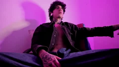 Ethan sykes online show from 09/22/25, 02:46
