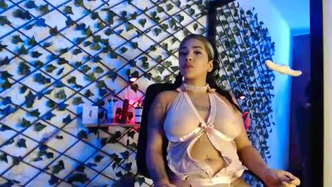 Snapshot of ethanandbrianna chatting on 09/22/25, 12:34 ethanandbrianna online show from 09/22/25, 12:34