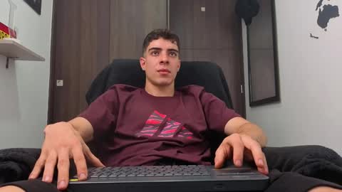 ethangreey1 online show from 10/10/25, 04:06