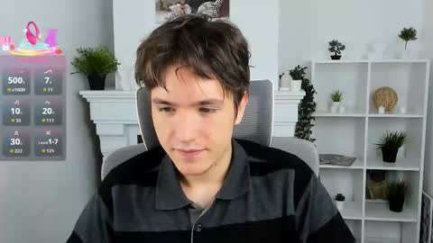 Ethan online show from 09/25/25, 05:44