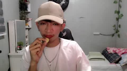 Ethan online show from 06/25/26, 09:36