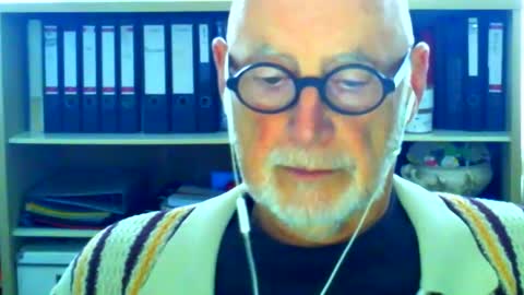 Snapshot of etonne chatting on 09/26/25, 10:52 etonne online show from 09/26/25, 10:52