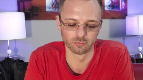 Snapshot of euginehot chatting on 12/24/24, 01:06 euginehot online show from 12/24/24, 01:06