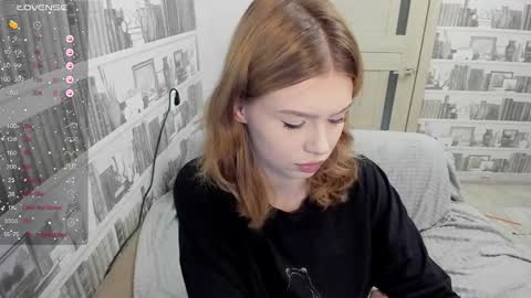 Snapshot of eumomino chatting on 03/19/26, 03:27 Veronica Tiia Lilith left to right online show from 03/19/26, 03:27