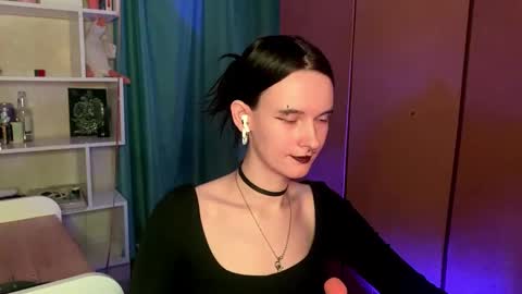 Snapshot of eunabiddlecome chatting on 03/14/26, 01:38 Kate online show from 03/14/26, 01:38