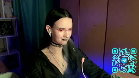 Snapshot of eunabiddlecome chatting on 04/04/26, 01:08 Kate online show from 04/04/26, 01:08