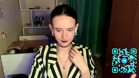 Snapshot of eunabiddlecome chatting on 04/23/26, 11:09 Kate online show from 04/23/26, 11:09