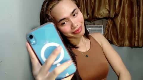 Snapshot of euniceariella21 chatting on 01/23/25, 11:58 YELLA online show from 01/23/25, 11:58