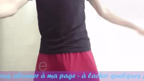 Snapshot of eunile chatting on 10/08/25, 03:42 eunile online show from 10/08/25, 03:42