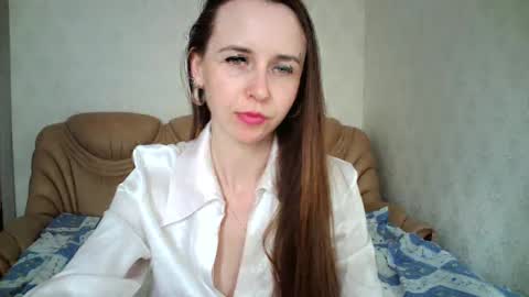 eva00186 online show from 02/26/25, 11:41