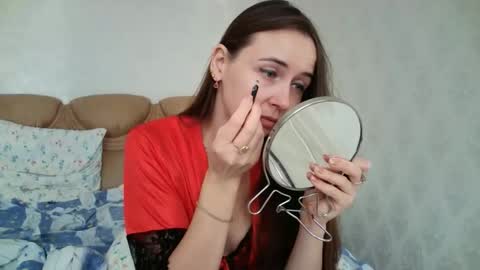 Snapshot of eva00186 chatting on 10/24/25, 09:49 eva00186 online show from 10/24/25, 09:49