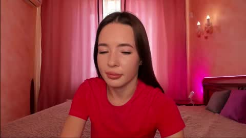 Snapshot of eva1how chatting on 10/12/25, 07:40 Eva online show from 10/12/25, 07:40