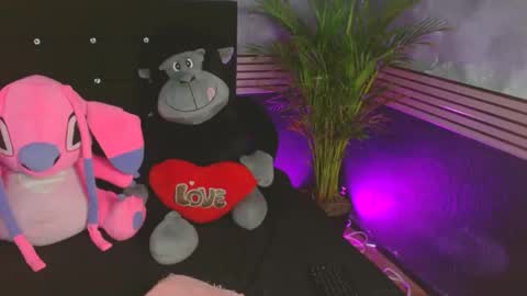 eva_06 online show from 11/13/25, 12:09