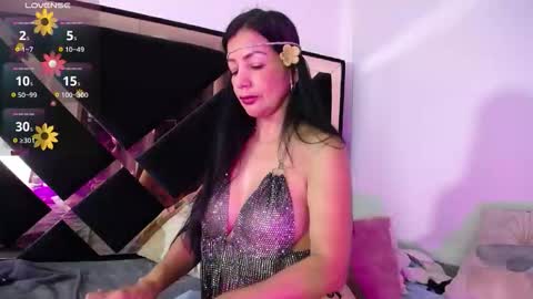 Eva online show from 11/29/25, 11:02