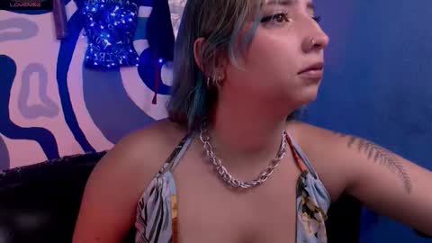 Snapshot of eva_brooks1 chatting on 12/22/25, 12:51 Iris Smile independent model online show from 12/22/25, 12:51