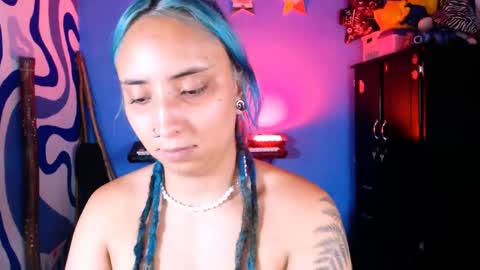 Snapshot of eva_brooks1 chatting on 05/13/26, 08:38 Iris Smile independent model online show from 05/13/26, 08:38