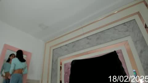 EVA COLUCCY online show from 02/18/25, 09:20