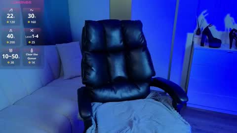 Snapshot of eva_conors_ chatting on 10/08/25, 01:25 Eva online show from 10/08/25, 01:25