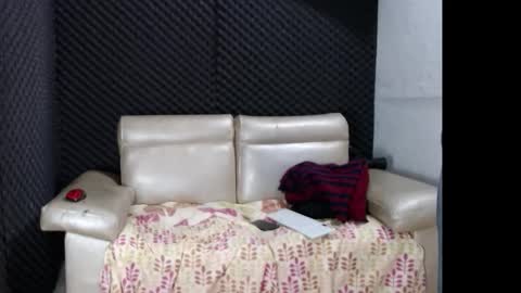 eva online show from 09/30/25, 01:16