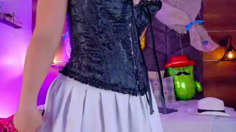 EVA DAEMON  online show from 07/04/26, 11:38