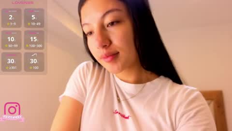 Snapshot of eva_depp_ chatting on 05/14/26, 10:00 Eva online show from 05/14/26, 10:00