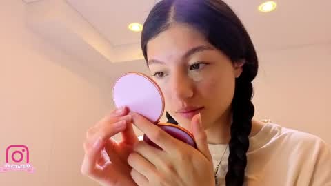 Snapshot of eva_depp_ chatting on 05/19/26, 10:10 Eva online show from 05/19/26, 10:10