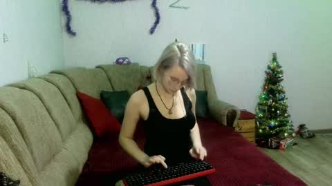eva_forrest online show from 01/07/25, 06:45