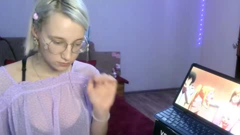 eva_forrest online show from 01/24/25, 03:45