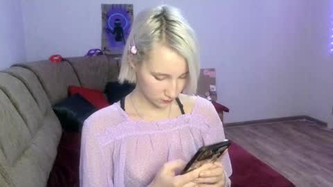 eva_forrest online show from 01/24/25, 06:46