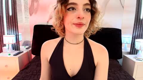 Snapshot of eva_halsey chatting on 09/24/25, 07:50 E V A online show from 09/24/25, 07:50