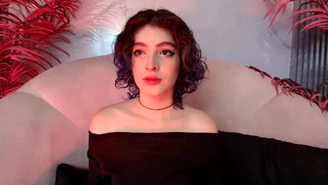 Snapshot of eva_halsey chatting on 10/23/25, 07:56 E V A online show from 10/23/25, 07:56