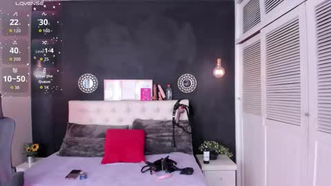 eva_hot_1 online show from 02/17/26, 12:56