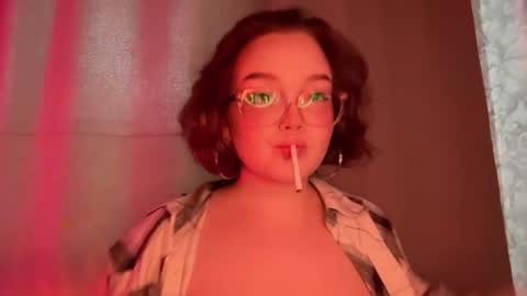 Snapshot of eva_kittenn chatting on 11/15/25, 11:40 eva_kittenn online show from 11/15/25, 11:40