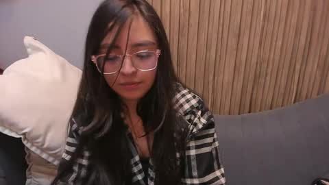 Angelinne online show from 12/04/24, 06:33