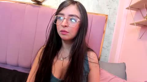 Angelinne online show from 09/15/25, 02:17