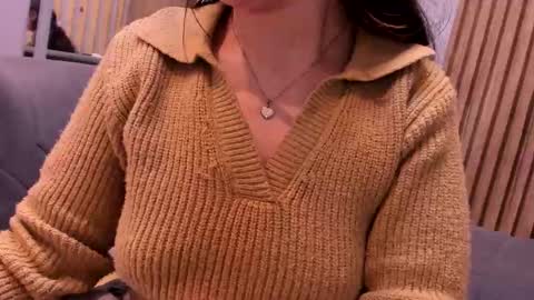 Angelinne online show from 10/19/25, 03:07