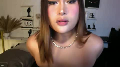 Queen Eva Mazikeen online show from 06/10/26, 10:19