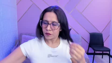 Eva  online show from 10/09/25, 02:26