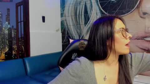 Eva  online show from 10/29/25, 03:47