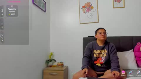 Snapshot of eva_mia_ chatting on 03/18/26, 11:24 Eva y Mia online show from 03/18/26, 11:24